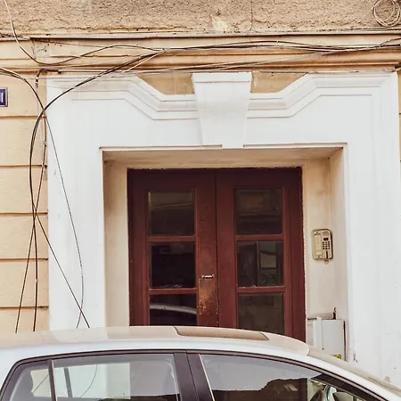 Апартаменти Studio *